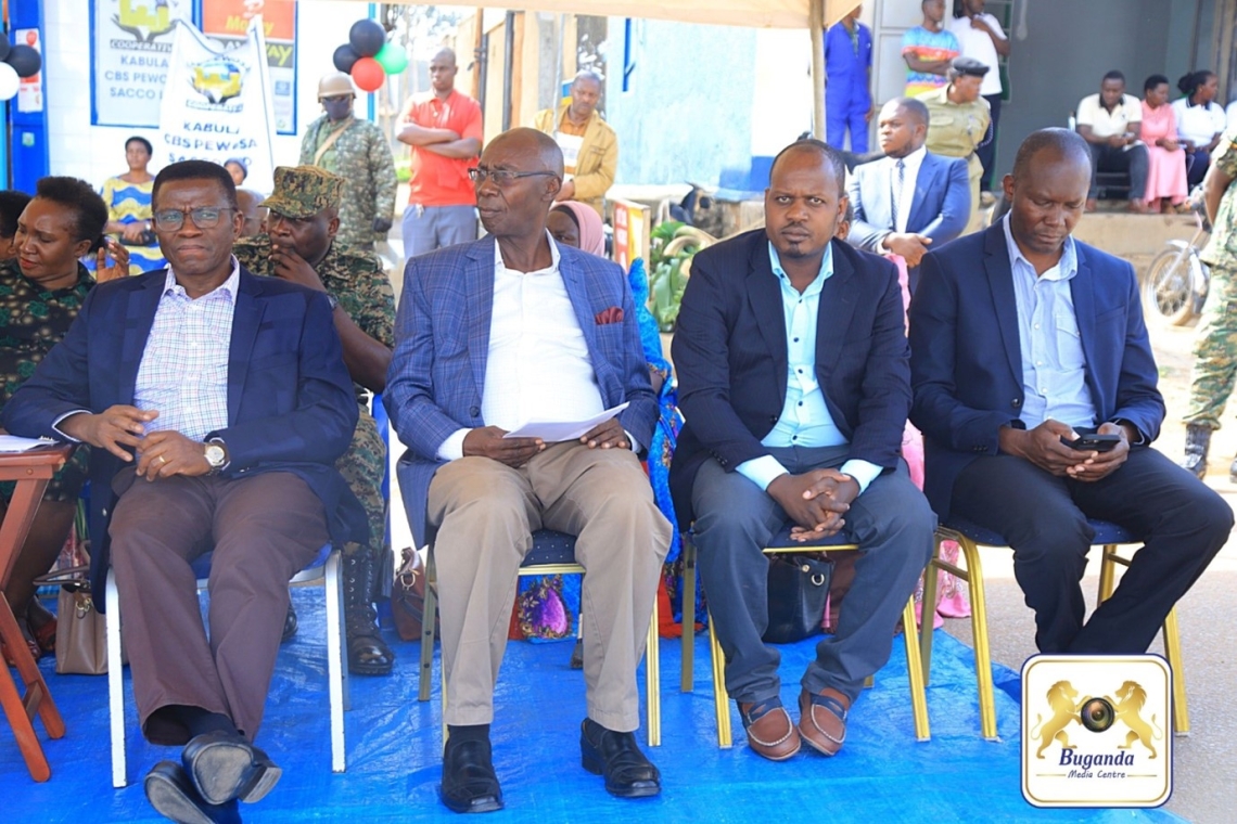 The Katikkiro with the accompanying ministers in Kabula County